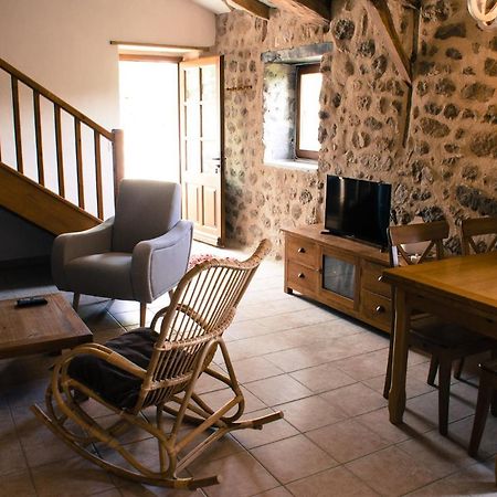 Le Petit Rias Gite Soleil Saint Maurice en Chalencon Экстерьер фото