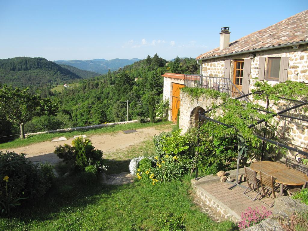 Le Petit Rias Gite Soleil Saint Maurice en Chalencon Экстерьер фото