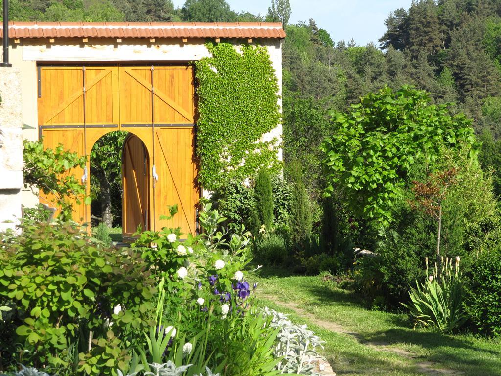 Le Petit Rias Gite Soleil Saint Maurice en Chalencon Экстерьер фото
