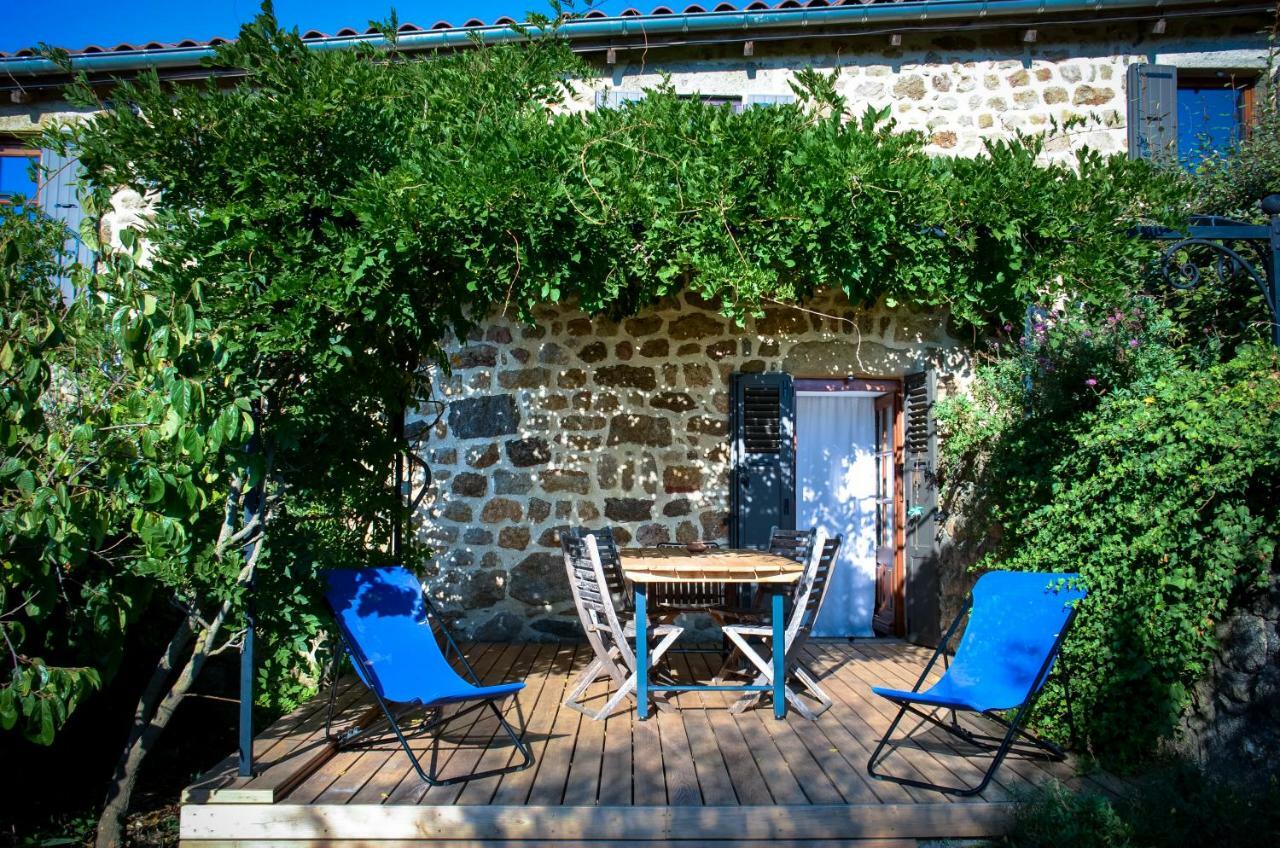 Le Petit Rias Gite Soleil Saint Maurice en Chalencon Экстерьер фото